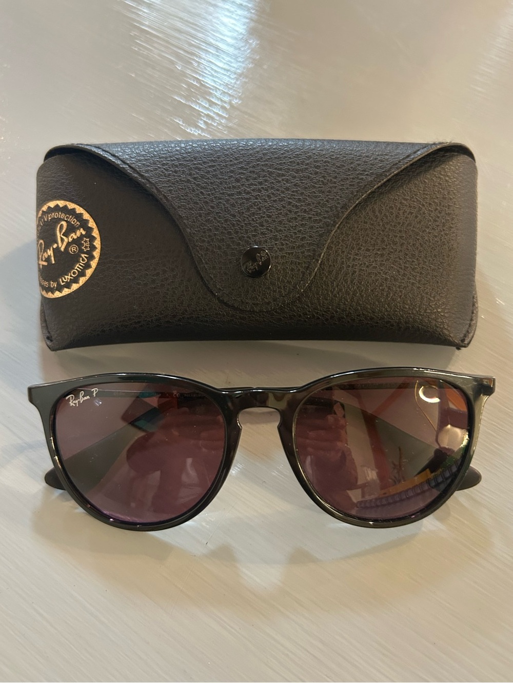 Ray Ban Erika Classic Black Sunglasses with Case & Cloth Excellent - Picture 2 of 8
